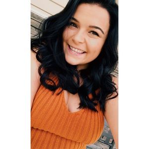 Meet your Posher, Avery